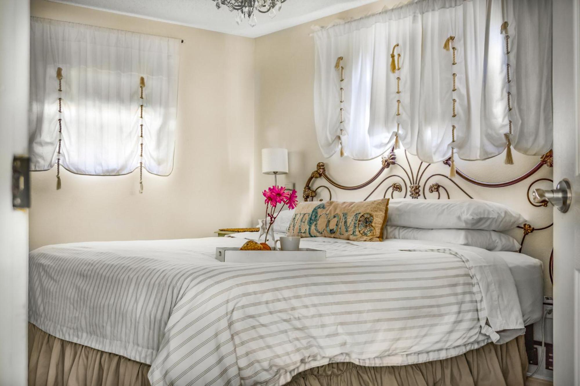Beach Cottage With Heated Pool Just Off Siesta Key Sarasota Exteriér fotografie